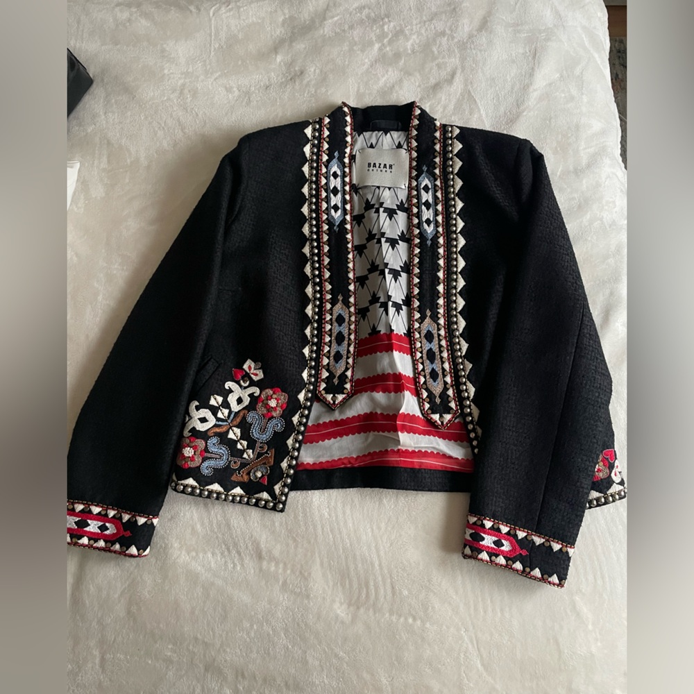Bazar Deluxe Black Embroidered Open-Front Jacket